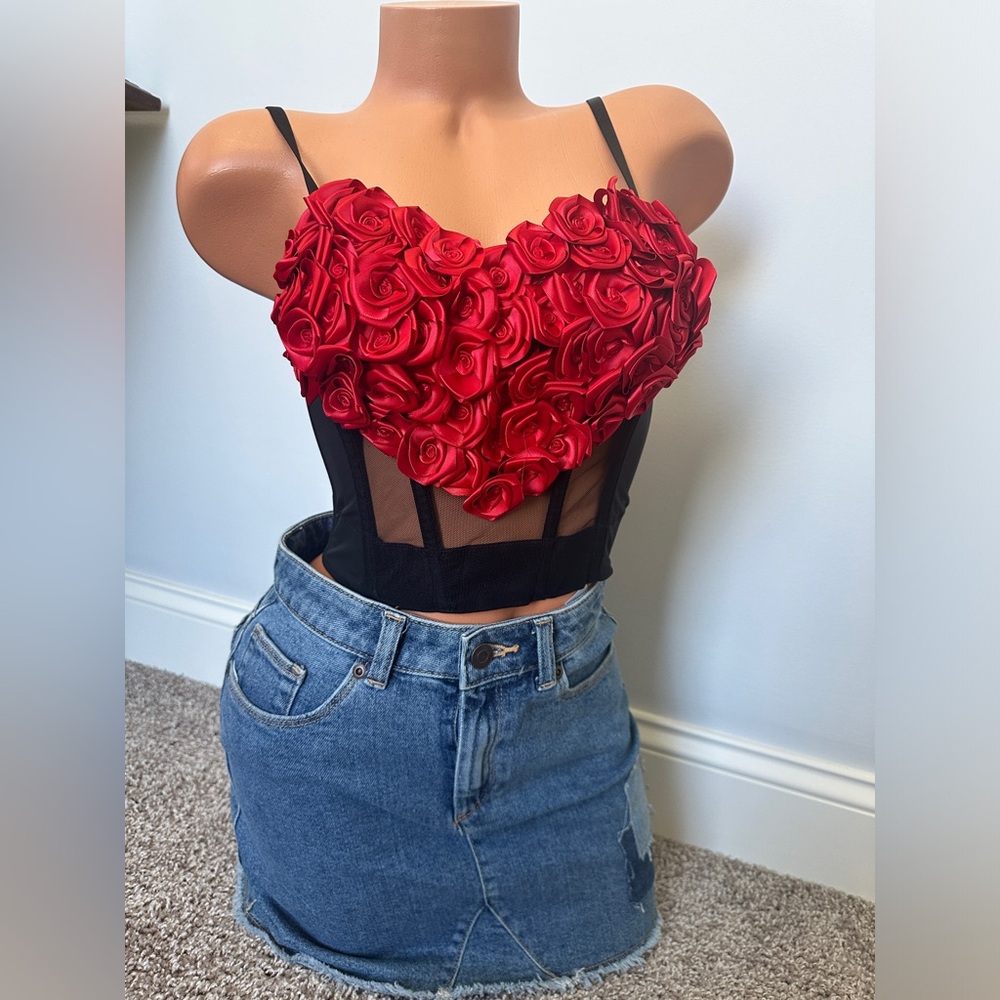 VERY SEXY
VS Archives Rosette Corset Top